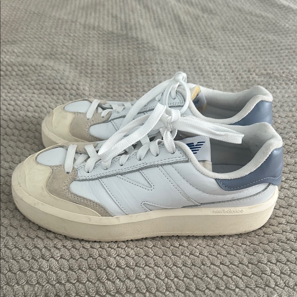 New Balance White and Cream Athletic Shoes CT 302 - Picture 2 of 8